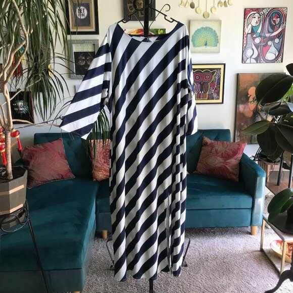 CATO size 26 / 28W Navy Blue & White Diagonal Striped Maxi Dress NWT - Picture 1 of 6